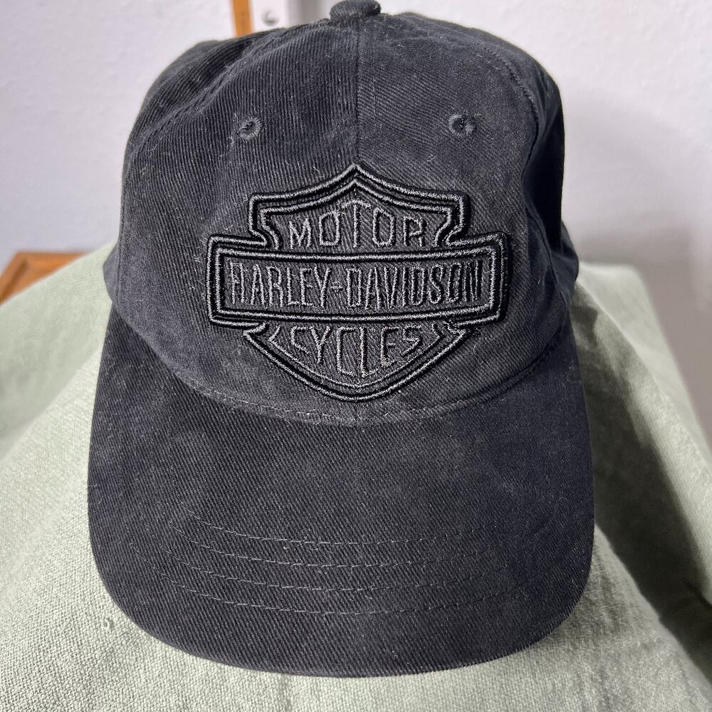 Harley-Davidson Black 100% Cotton Embroidered Adjustable Ballcap Hat One Size